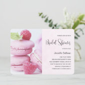 Roze Macarons met Rode Frambozen Bruidsmeisje Fees Kaart (Staand voorkant)