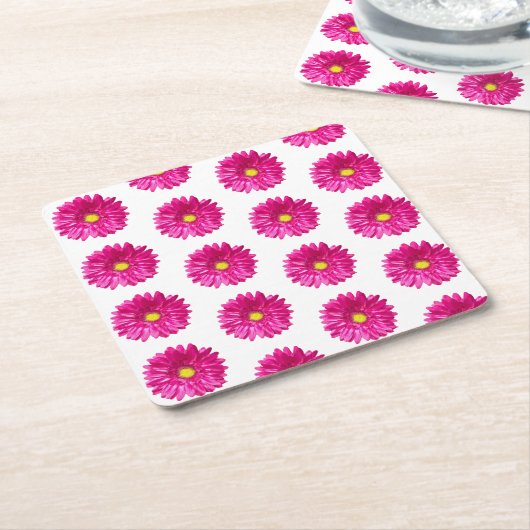 Roze madelief bloemenvloeistukken kartonnen onderzetters (Schuin)