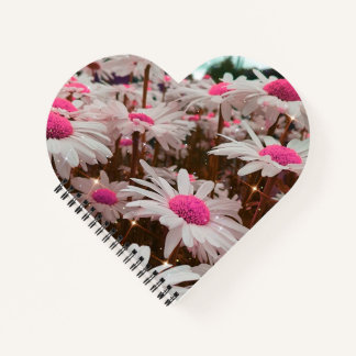 Roze Madeliefjes Hartvormig Notitieboek