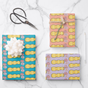 Roze madeliefjes in een vaas verpakken papier plat inpakpapier vel