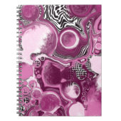 Roze, magenta en zwart-witvormig kunstkleurmateria notitieboek (Voorkant)