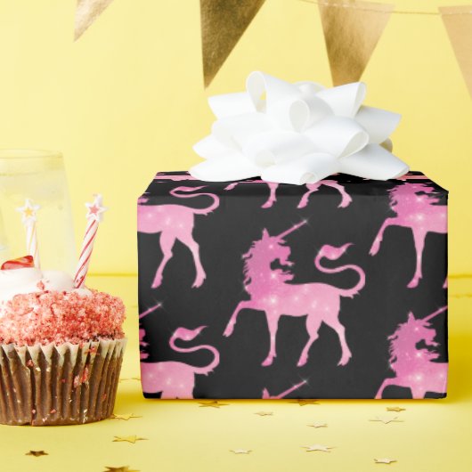 Roze magische, eenzijdig getild partijpatroonomhul cadeaupapier (Verjaardagsfeest)