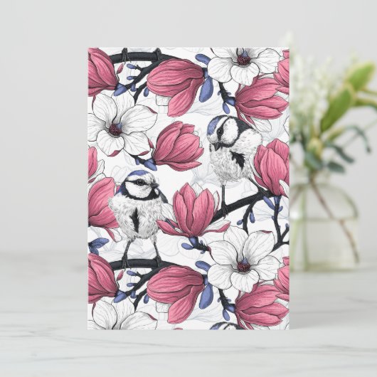 Roze magnolia en blauwe stietvogels (Staand voorkant)