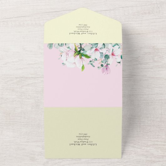 Roze Magnolia's Bloemen en Gele Trouw Uitnodiging (Buitenkant)
