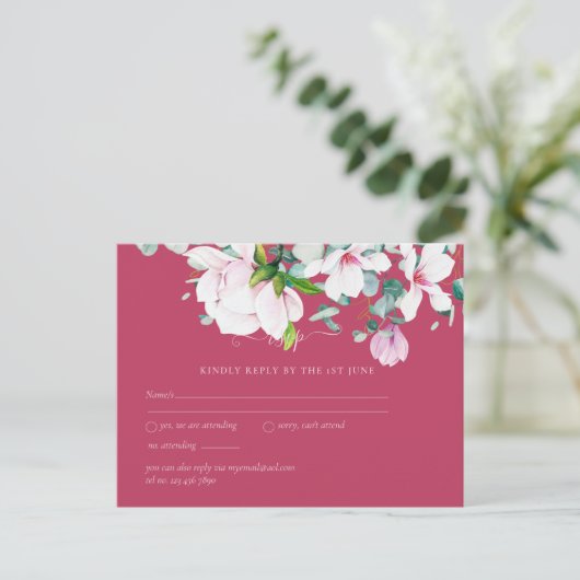 Roze Magnolias Sage Eucalyptus Wedding rsvp Postc Briefkaart (Staand voorkant)