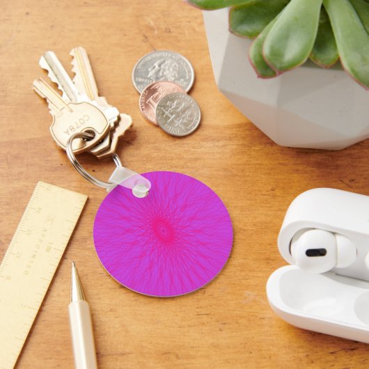 Roze mandalastralen op paarse sleutelhanger (Bureau)
