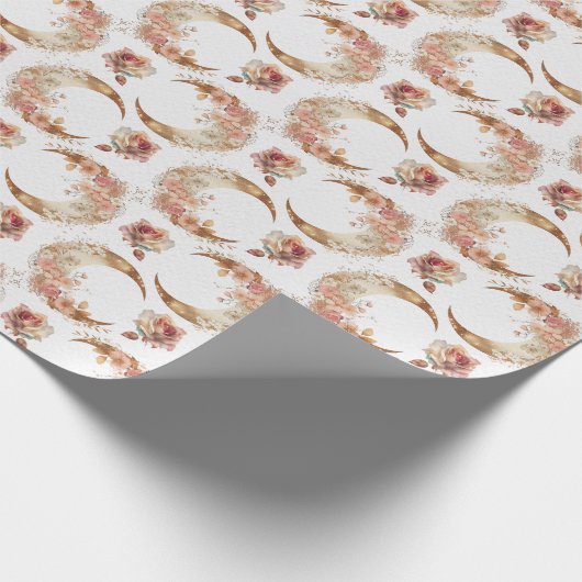 Roze manen en bloemen cadeaupapier (Hoek)