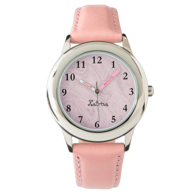 Roze Marmer Gepersonaliseerde Naam Meisje Horloge (Voorkant)