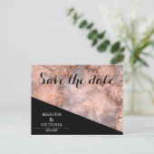 Roze marmeren bruiloft save the date aankondigingskaart (Staand voorkant)