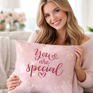 Roze marmeren gouden accent decoratief kussen