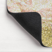 Roze Marmeren Gouden Confetti Faux Glitter Muismat (Hoek)