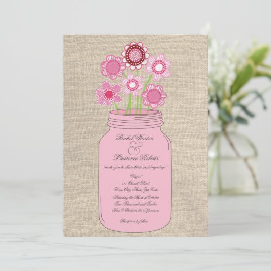Roze Mason Jar Bloemen & Burlap bruiloft uitnodigi Kaart (Staand voorkant)
