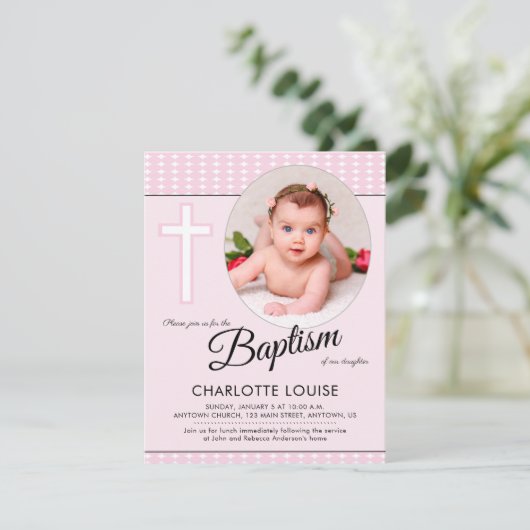 Roze meisje Baptism, Cross Christening Uitnodiging (Staand voorkant)