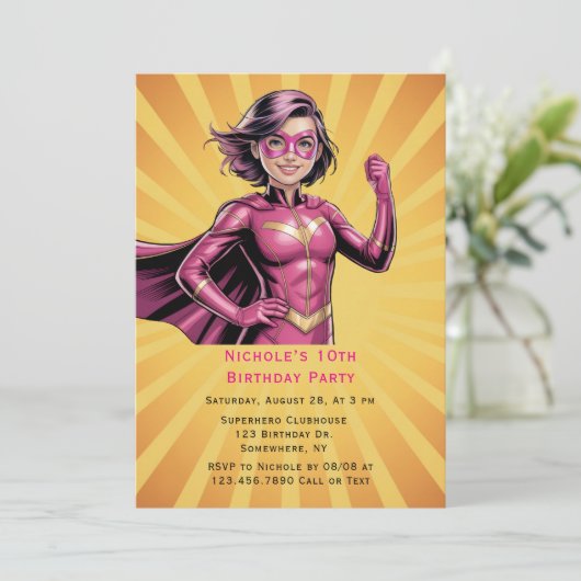 Roze Meisje Superheld Verjaardagsfeestje Kaart (Staand voorkant)