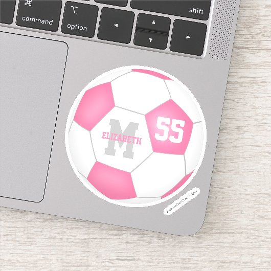 Roze meisjes met witte voetbal, gepersonaliseerd sticker (Detail)