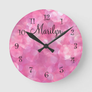 Roze meisjes Zaal Monogram Muur Decor Clocks Ronde Klok
