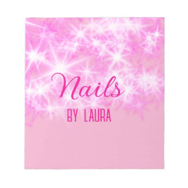 Roze meisjesachtige pastel glitter nagels voeg naa notitieblok