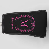 Roze meisjesmonogram op zwart golfheadcover (Voorkant)