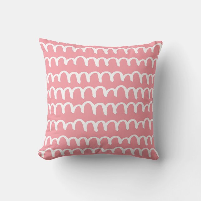 Roze met de hand getekende krabbel cute witte vrou kussen (Voorkant)