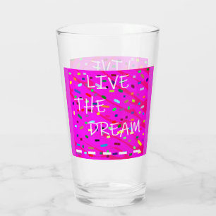 Roze met gekleurde patronen tekstwoorden live drea glas