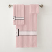 Roze met Zwarte Pinstripes Handdoek Set (Insitu)