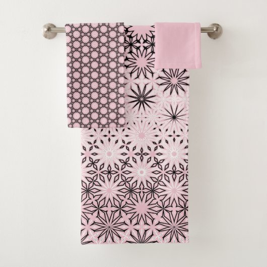 Roze Metamorfose ontwerp Bad Handdoek (Insitu)