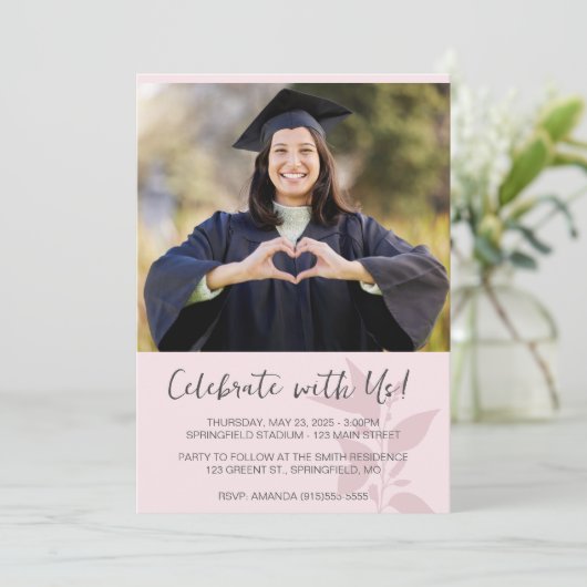 Roze minimalistisch fotoAfstuderen Kaart (Staand voorkant)