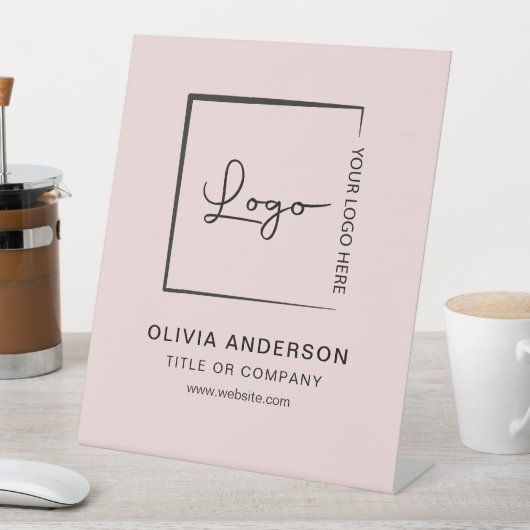 Roze minimalistische Business Logo Professional Mo Reclamebord Met Voetstuk (Insitu)