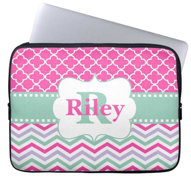 Roze Mint Chevron Monogram laptophoes Laptop Sleeve (Voorkant)