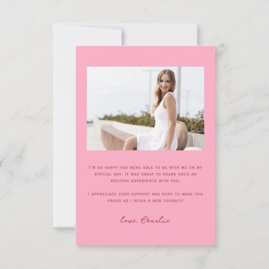 Roze Modern Eenvoudige Typografie 4 Foto Afstudere Bedankkaart (Achterkant)