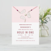 Roze Modern Hole in One Par-t-shirt golfverjaardag Kaart (Staand voorkant)