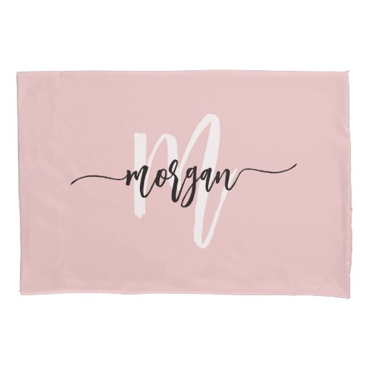 Roze Modern Script Girly Monogram Naam Kussensloop (Voorkant)