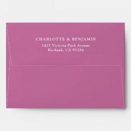 Roze moderne aangepaste bruiloft 5.25x7.25 envelop