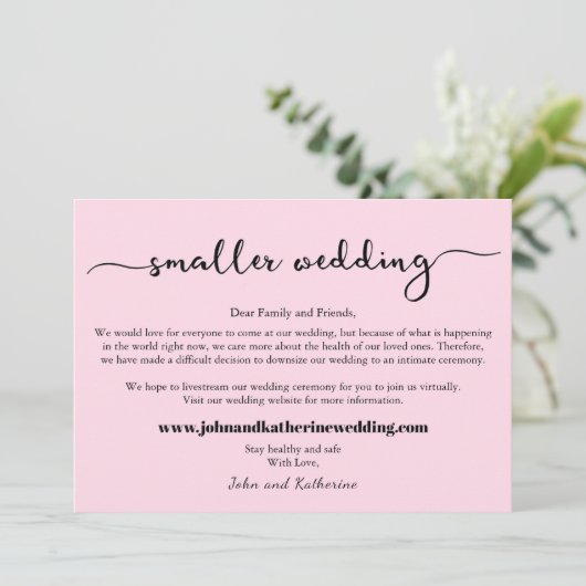 Roze moderne bruisende aankondiging van kleinere b (Staand voorkant)