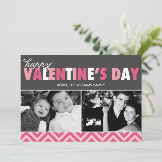 Roze moderne letters Valentijnsdag foto Feestdagenkaart (Staand voorkant)