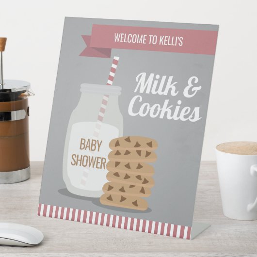 Roze moderne melk en koekjes gestreept reclamebord met voetstuk (Insitu)