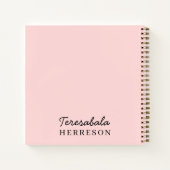 Roze Moderne Minimalistische Monogram Notitieboek (Achterkant)