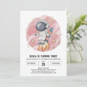 Roze moderne reis astronaut verjaardag kaart (Staand voorkant)