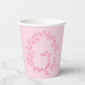 Roze moderne script meisjesnaam monogram papieren bekers (Voorkant)