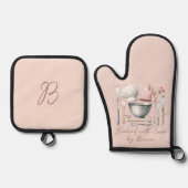 Roze Monogram Bakken Ovenwant & Pannenlap Set (Voorkant)