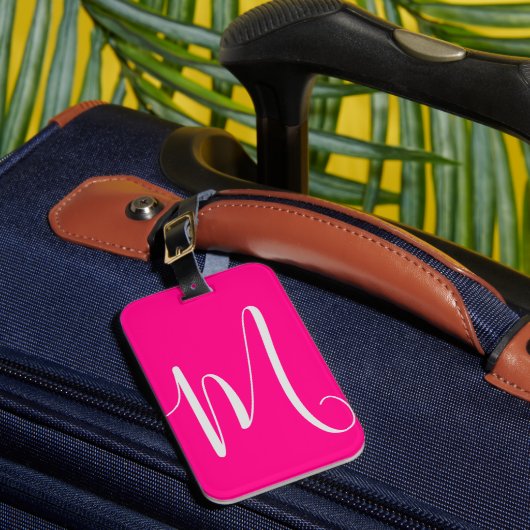 roze monogram - chic reisaccessoire bagagelabel (Voorkant Insitu 1)
