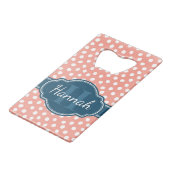 Roze monogram van het witte patroon creditkaart flessenopener (Voorkant Gekanteld)