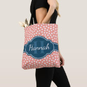 Roze monogram van het witte patroon tote bag (Dichtbij)