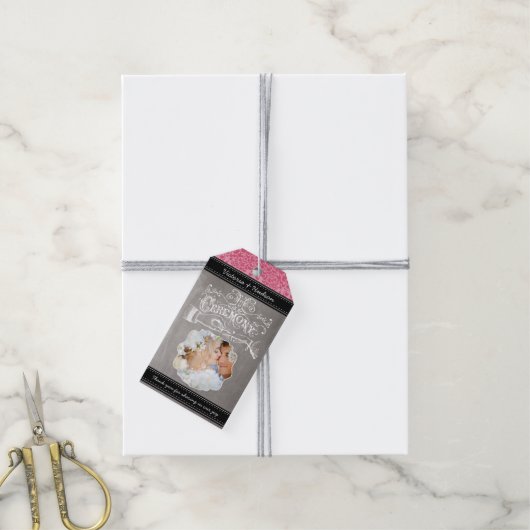 Roze Monogram Weddenschap Foto Damask Pattern Cadeaulabel (Met Touw)