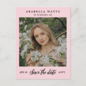 Roze mooie Script Sweet 16 Foto slaat de datum op Aankondigingskaart (Voorkant)