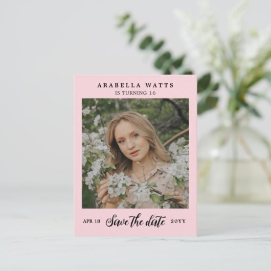 Roze mooie Script Sweet 16 Foto slaat de datum op Aankondigingskaart (Staand voorkant)