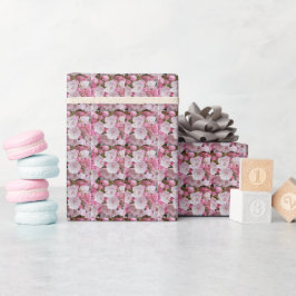 Roze Mountain Laurel Floral Pattern Cadeaupapier