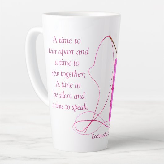 Roze naald en draad met bijbelverse latte Mok (Linkerhoek)