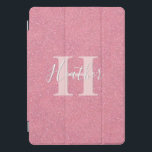 Roze naam van het glitter-monogram iPad pro cover<br><div class="desc">Meisjes roos goud,  wazige roze faux glitter background. Sjablonen voor een naam en Uw monogram brief. De naam wordt geschreven in wit met een hand geschreven stijlmanuscript. De monogram in lichtroze met een grote vetgedrukte blokletter.</div>