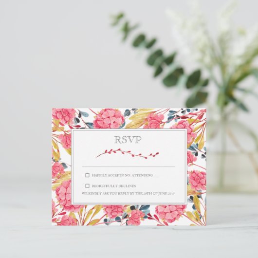 Roze Natuur Floral Wedding RSVP Briefkaart (Staand voorkant)